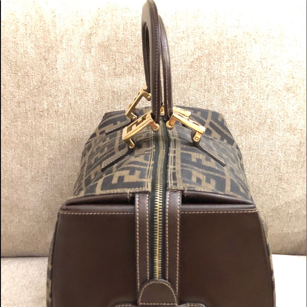 Boston Bag - Picture 3 of 16